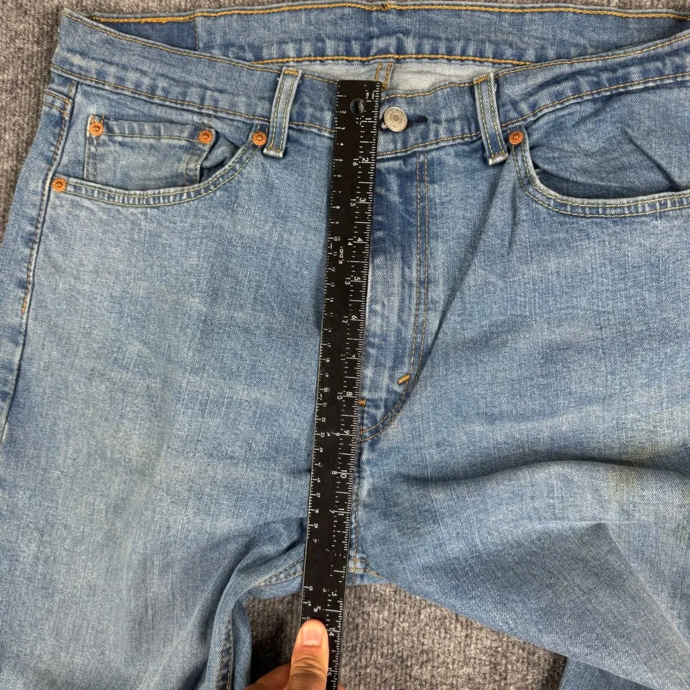 Levi's Jeans Mens Size 36x32 505 Regular Fit Straight Leg Light Wash Stained